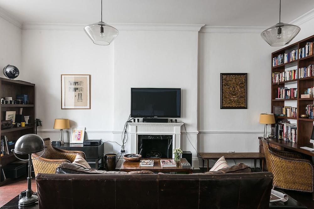 Traditional Stylish 1br Near Hyde Park Appartamento